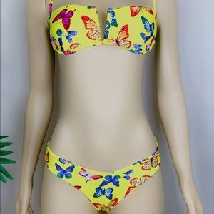 Flutter fly bikini